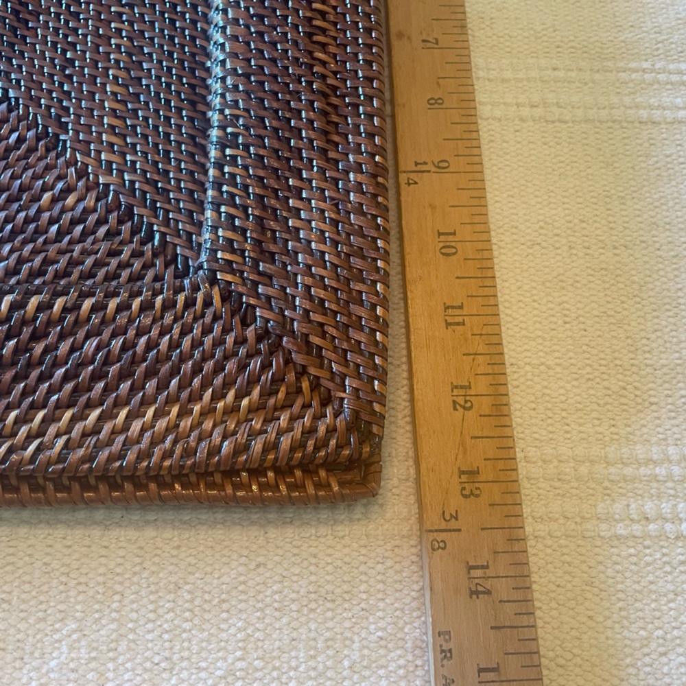 Williams Sonoma Hand-Woven Rattan Chargers • Linen Napkins & Napkin Rings - Picture 9 of 12